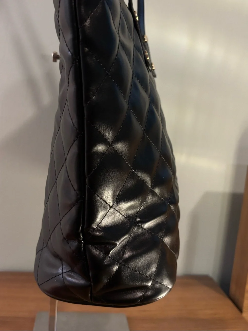 Montana West Black Quilted Tote interior zippered pocket and two slip pouches